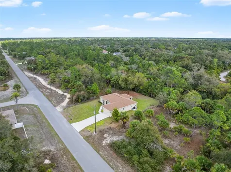 5028 Inverness Street North Port FL 34288