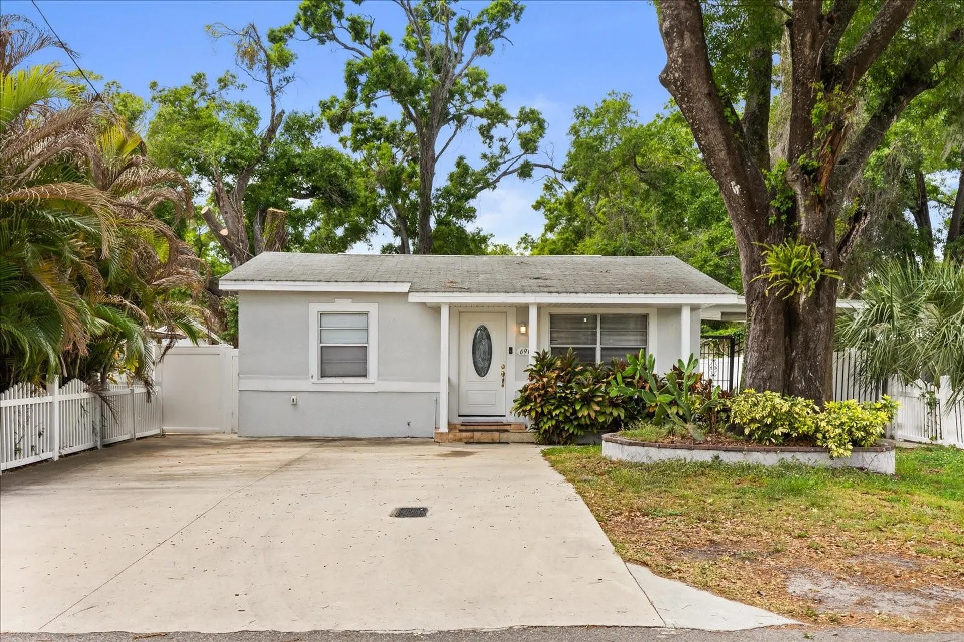 6908 N Oregon Avenue Tampa FL 33604