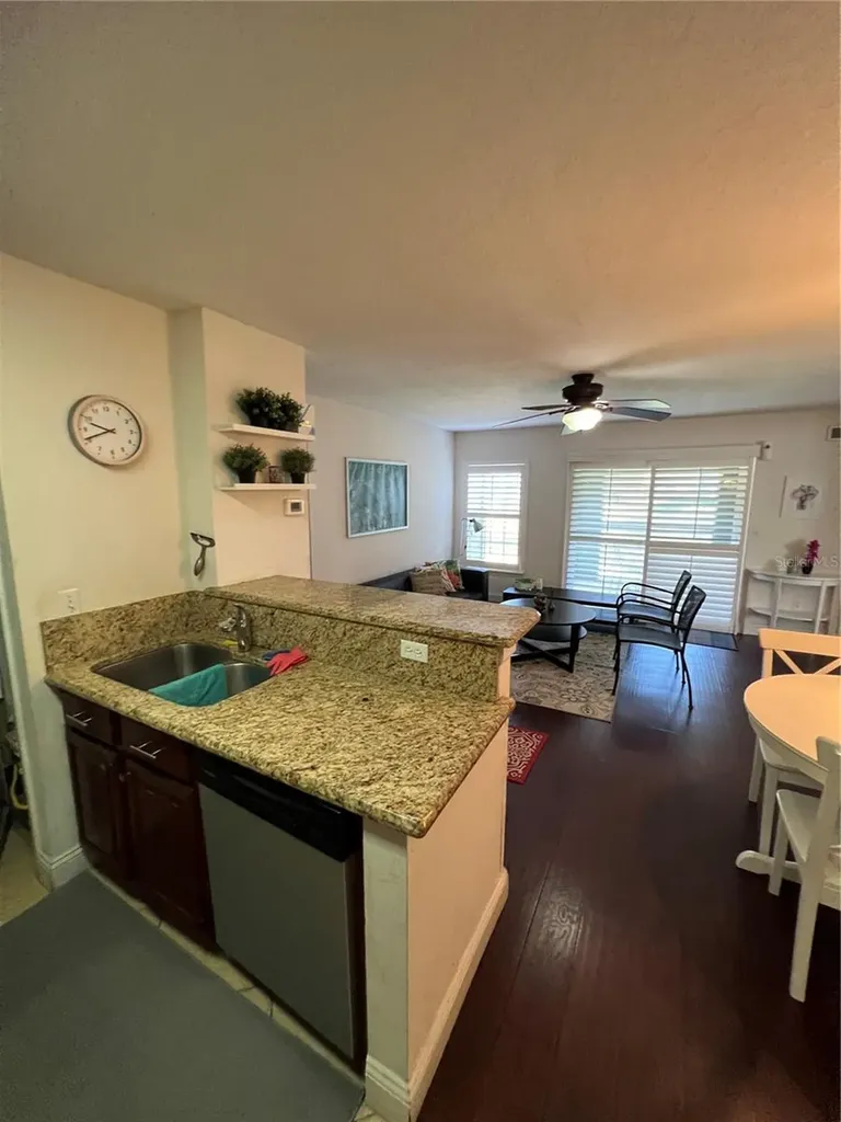 2214 Metropolitan Way Orlando FL 32839