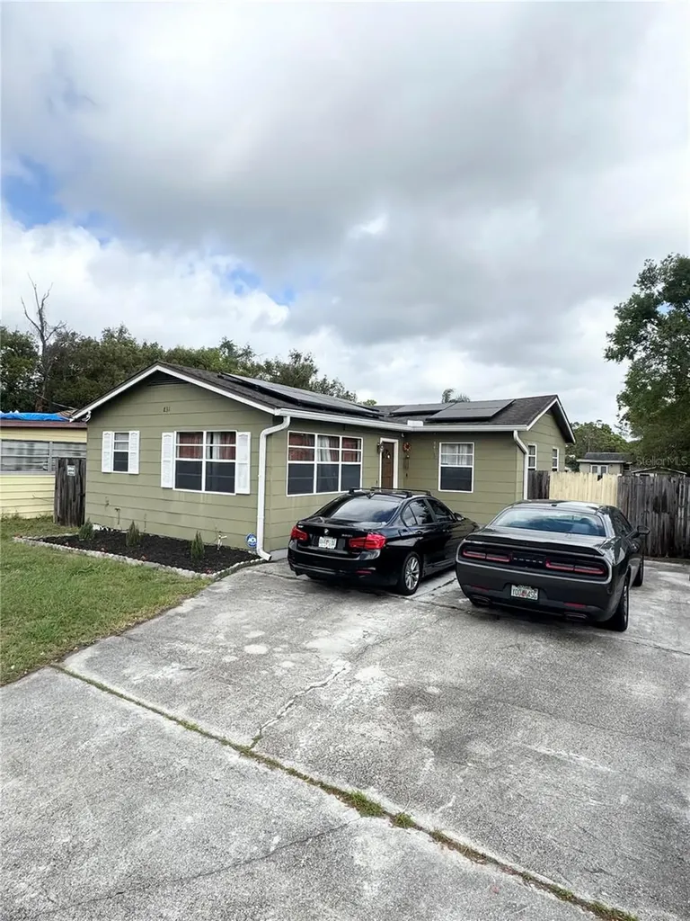 831 Naples Drive Orlando FL 32804