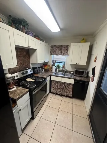 831 Naples Drive Orlando FL 32804
