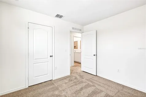 13430 Leaping Water Way Astatula FL 34705
