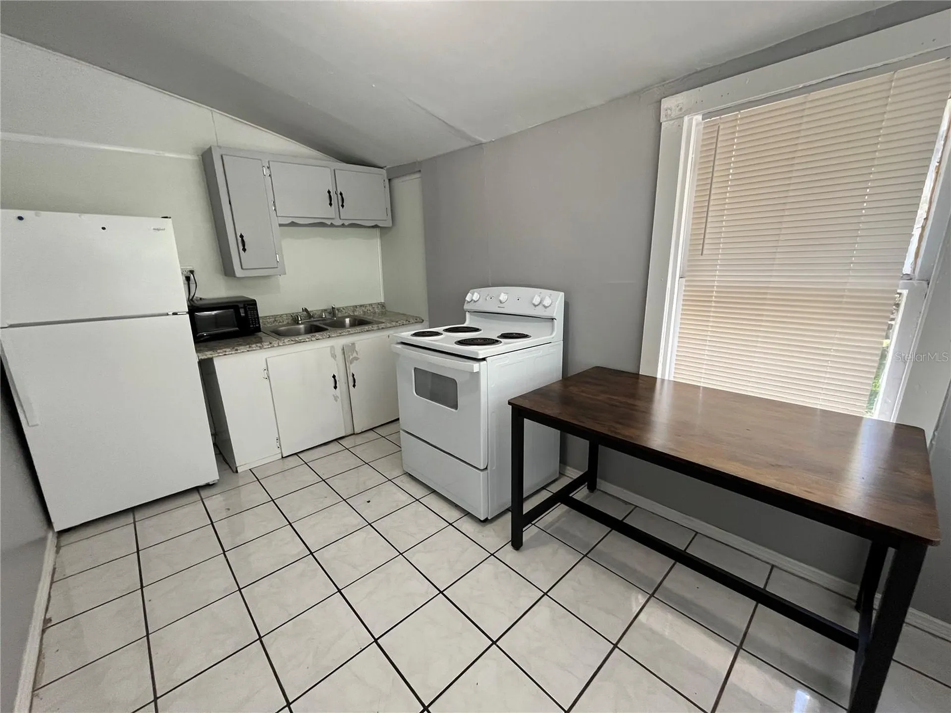 1907 N Morgan Street Tampa FL 33602