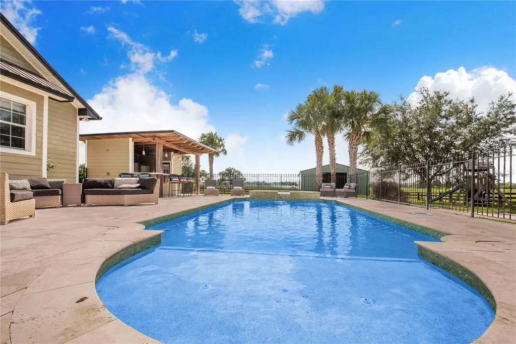 6631 Lake Hatchineha Road Haines City FL 33844