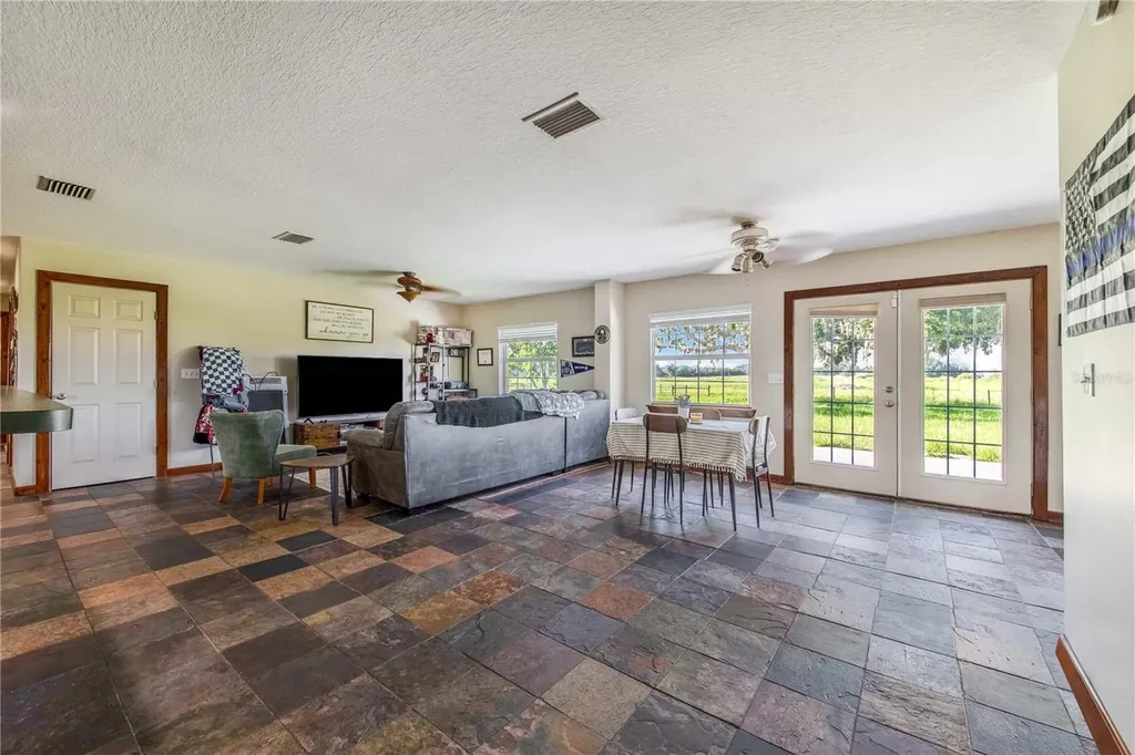 6631 Lake Hatchineha Road Haines City FL 33844