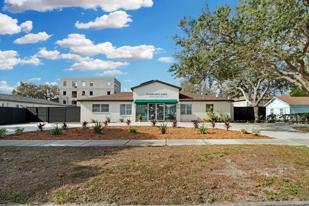 820 15th Street N St Petersburg FL 33705