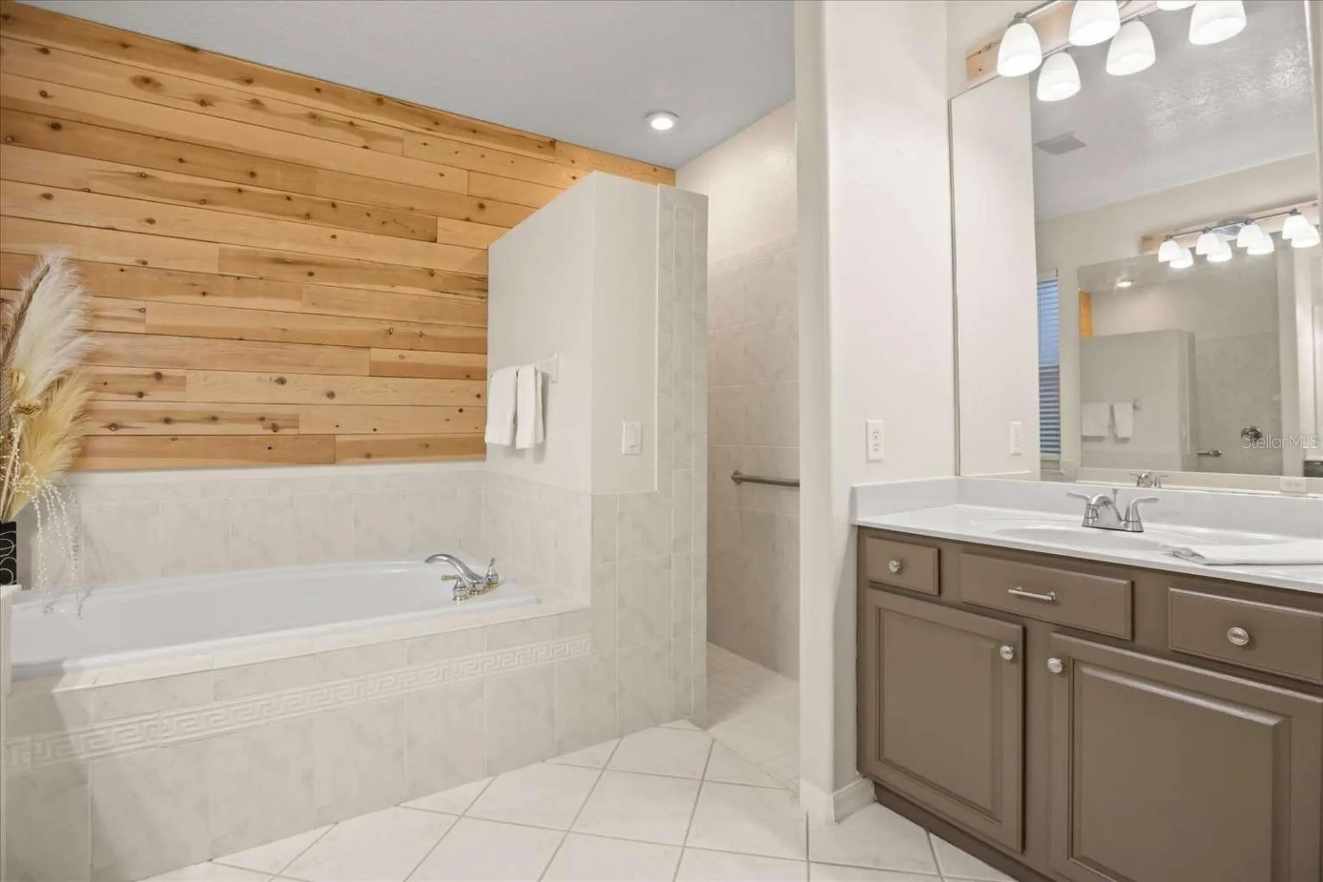 597 Sand Wedge Loop Apopka FL 32712