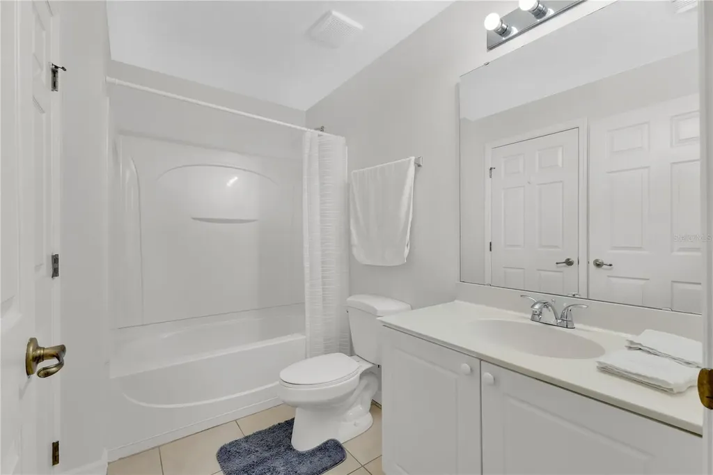 2855 Club Cortile Circle Kissimmee FL 34746