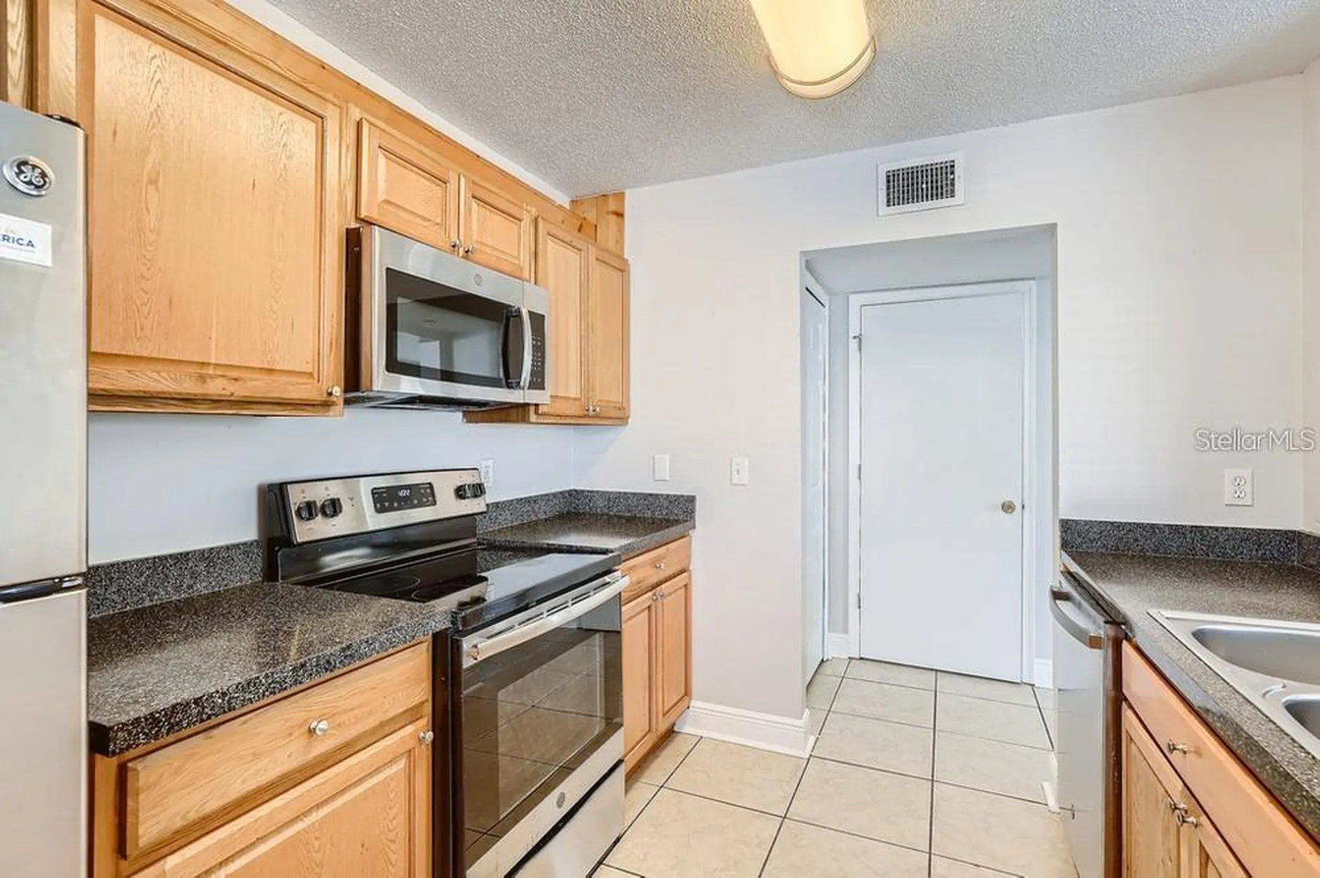 2023 Fluorshire Drive Brandon FL 33511