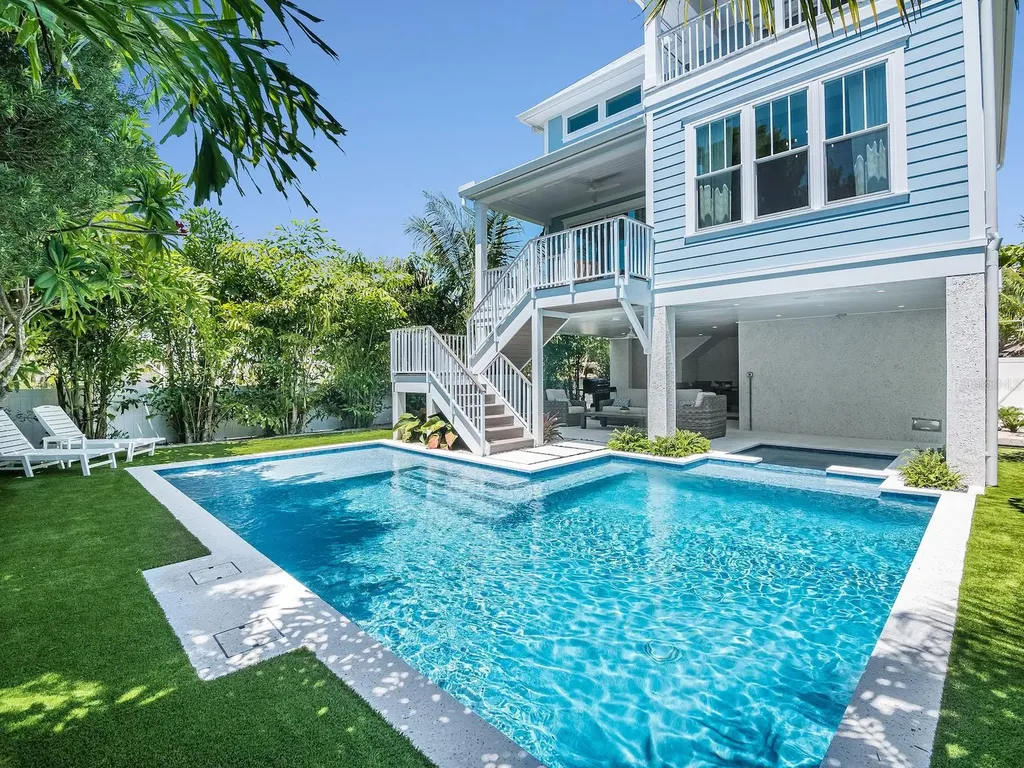 419 Alamanda Road Anna Maria FL 34216