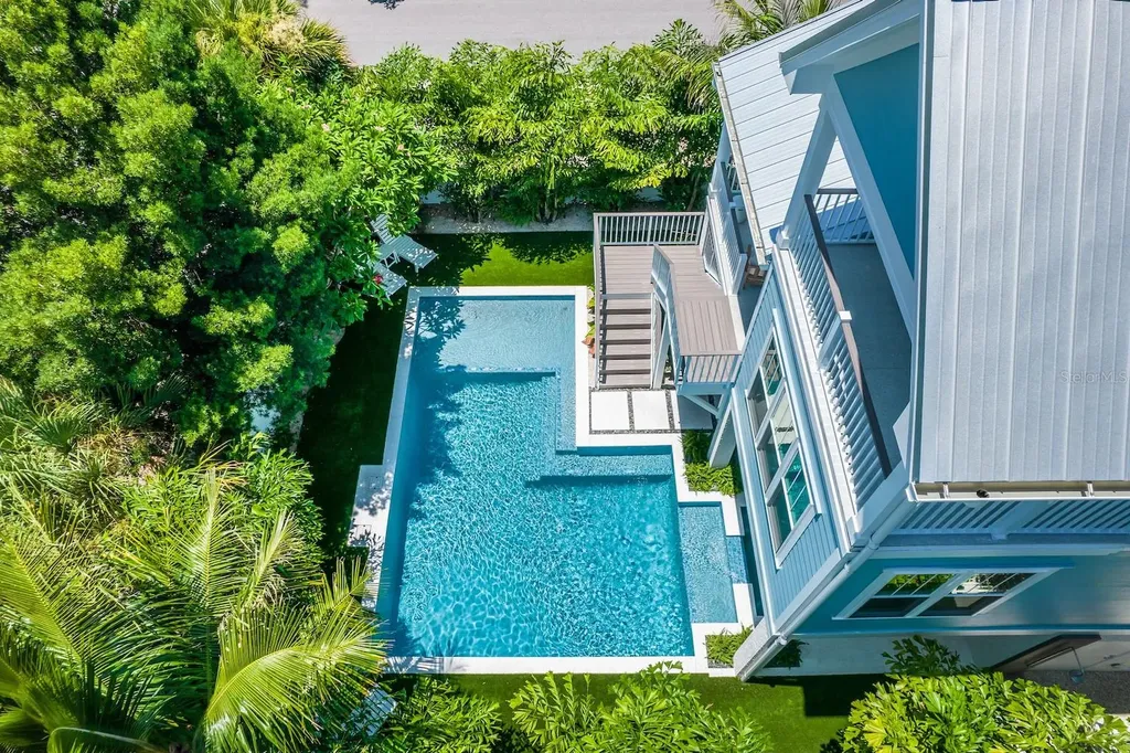 419 Alamanda Road Anna Maria FL 34216