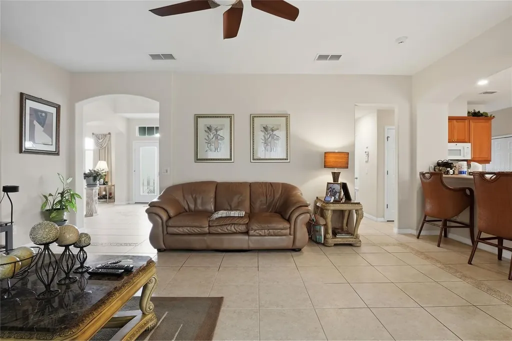 2714 Plumberry Avenue Ocoee FL 34761