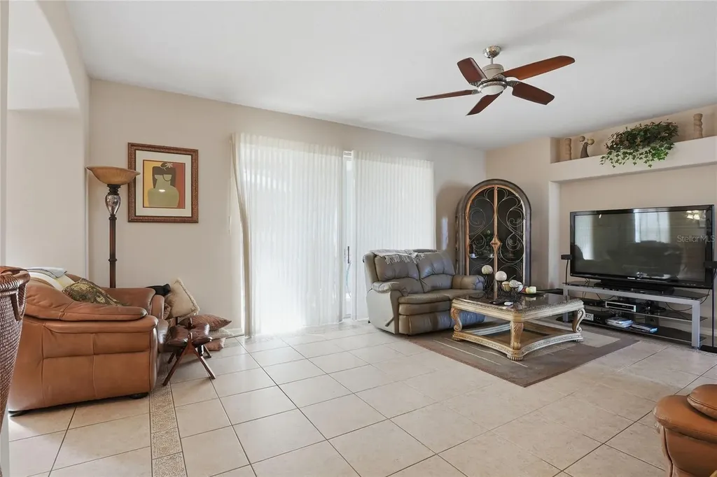 2714 Plumberry Avenue Ocoee FL 34761