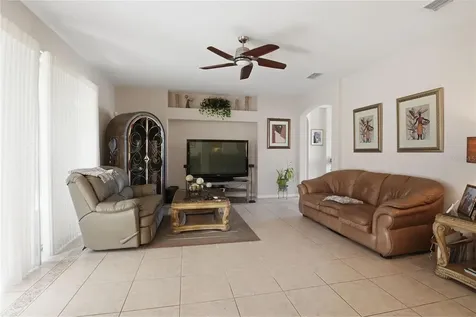 2714 Plumberry Avenue Ocoee FL 34761