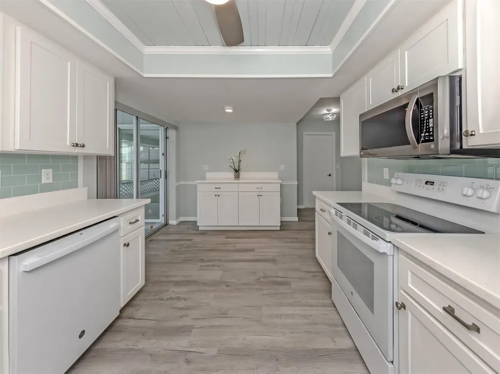 1053 Derian Place Nokomis FL 34275