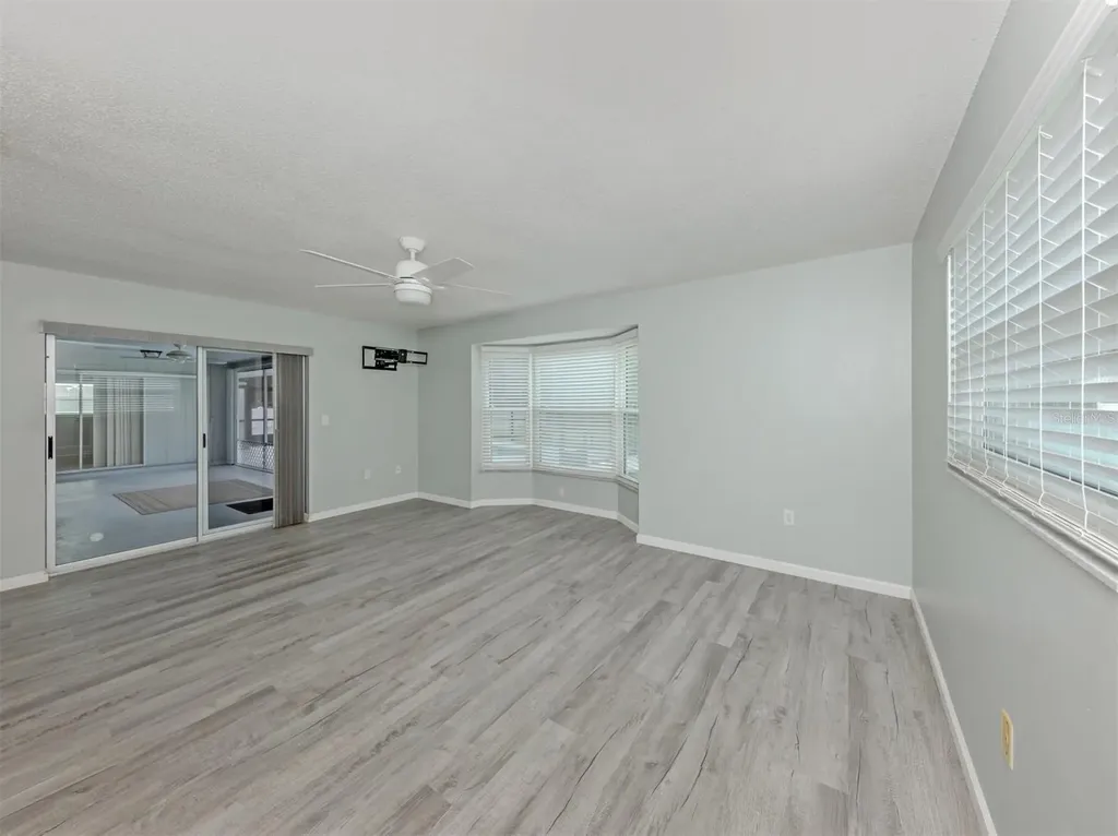 1053 Derian Place Nokomis FL 34275