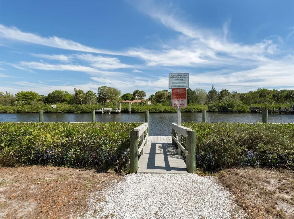 1053 Derian Place Nokomis FL 34275