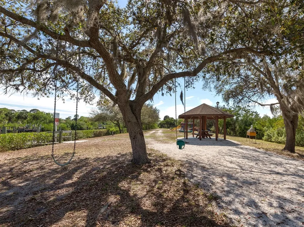 1053 Derian Place Nokomis FL 34275