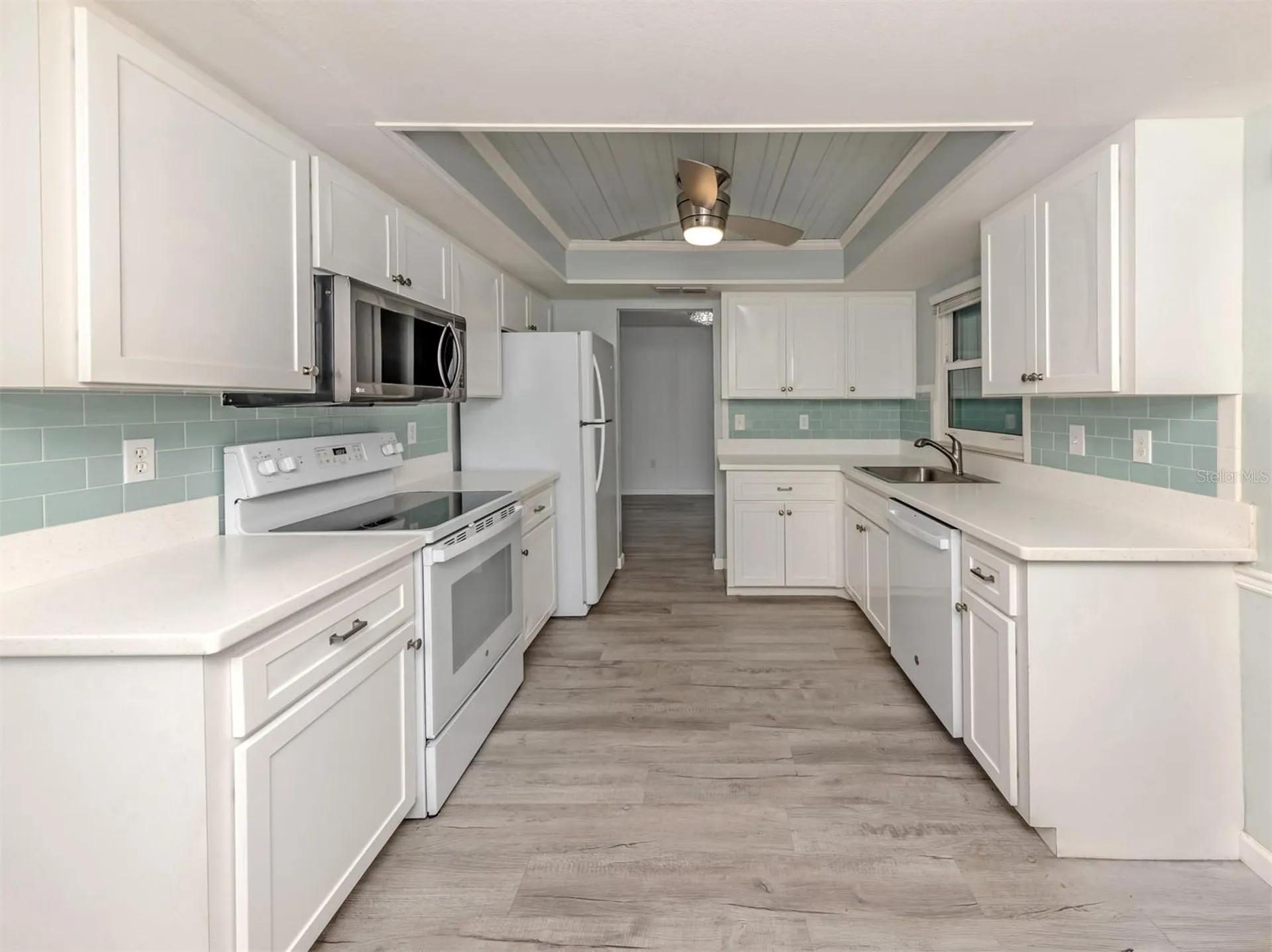 1053 Derian Place Nokomis FL 34275