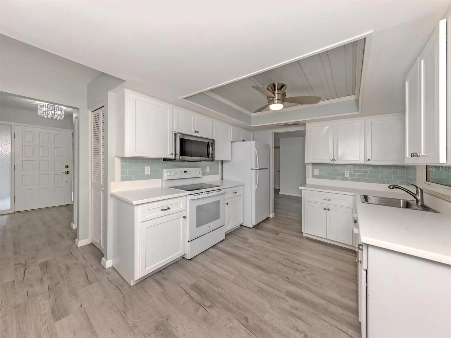 1053 Derian Place Nokomis FL 34275