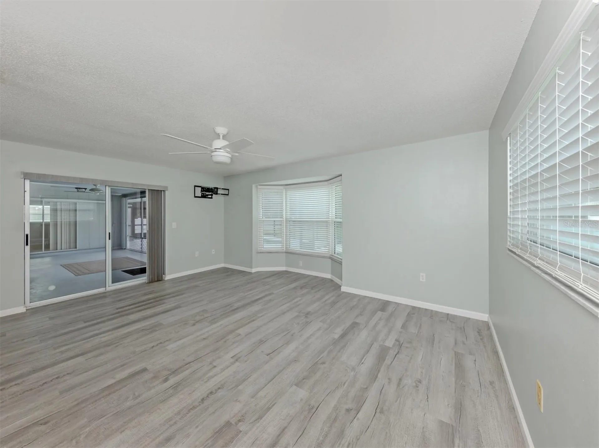 1053 Derian Place Nokomis FL 34275