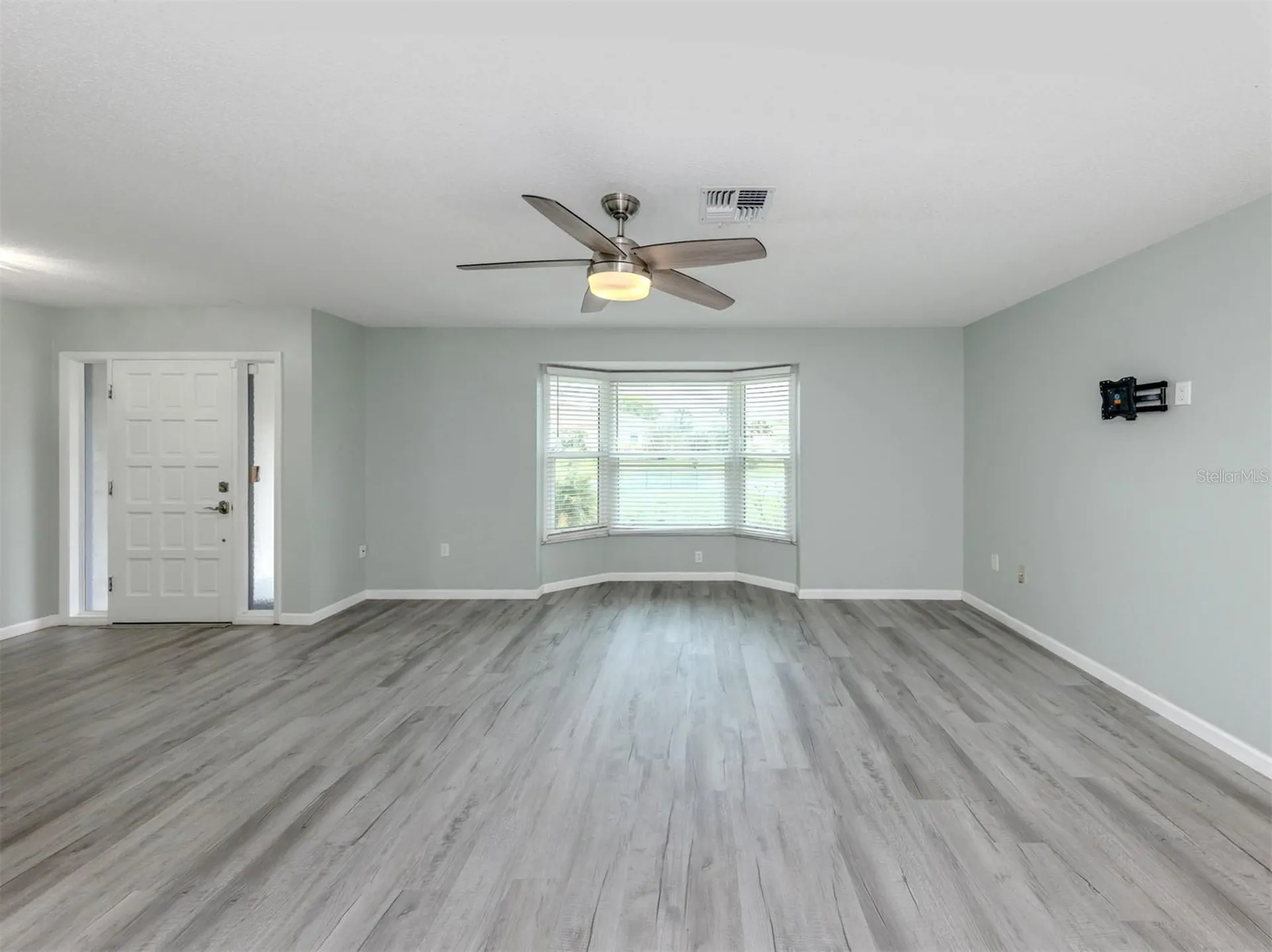1053 Derian Place Nokomis FL 34275