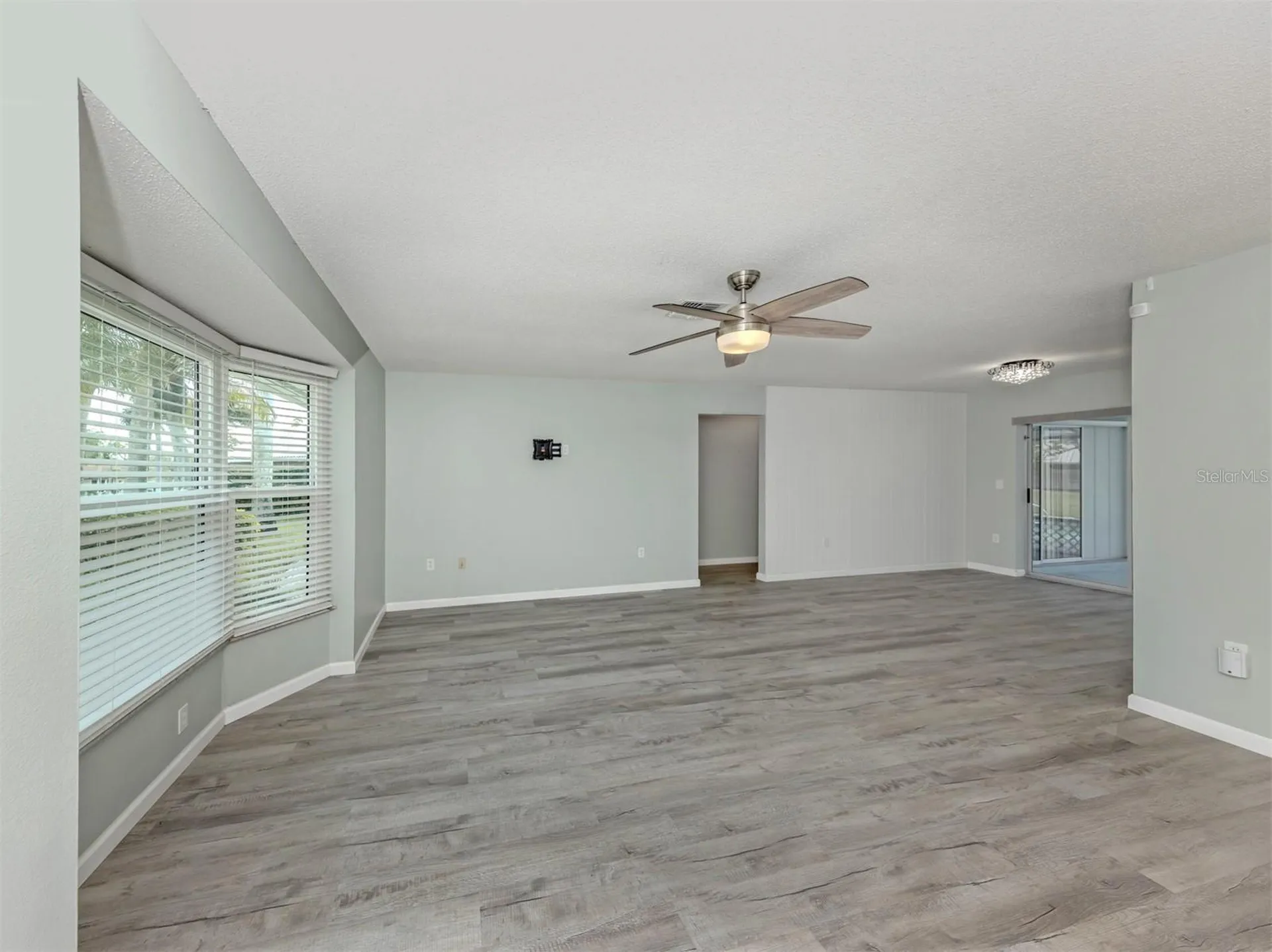 1053 Derian Place Nokomis FL 34275