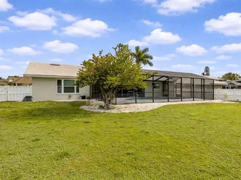 1053 Derian Place Nokomis FL 34275