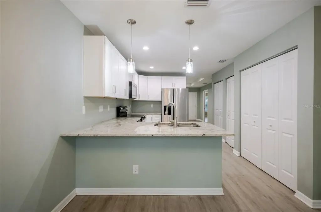 1101 2nd Street W Bradenton FL 34205