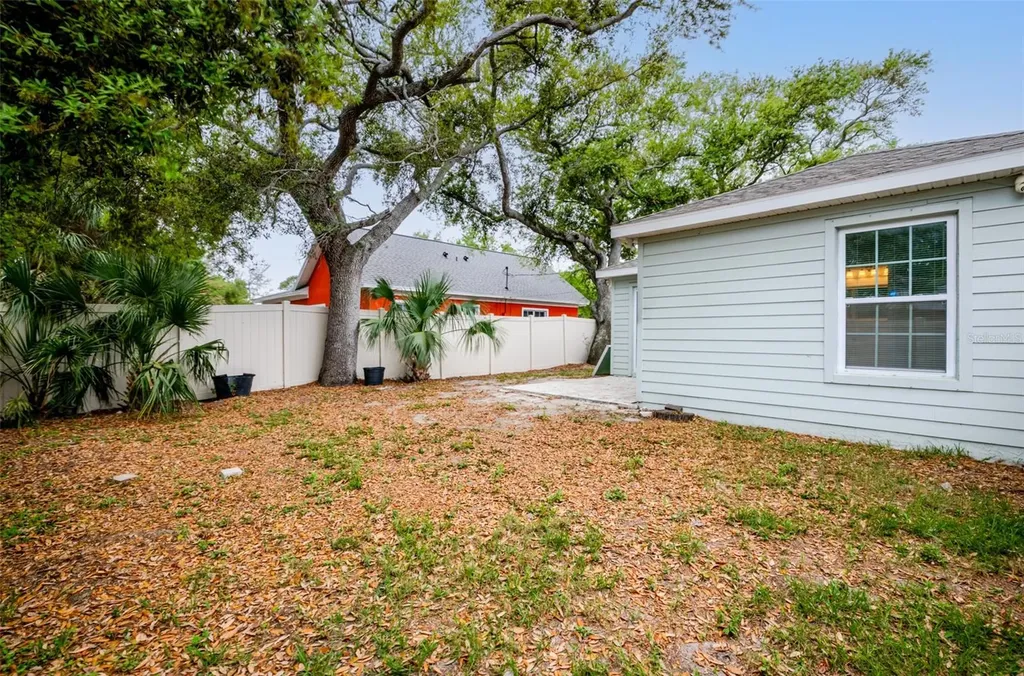 1101 2nd Street W Bradenton FL 34205