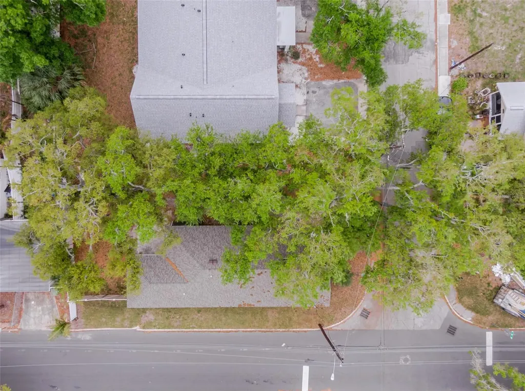 1101 2nd Street W Bradenton FL 34205