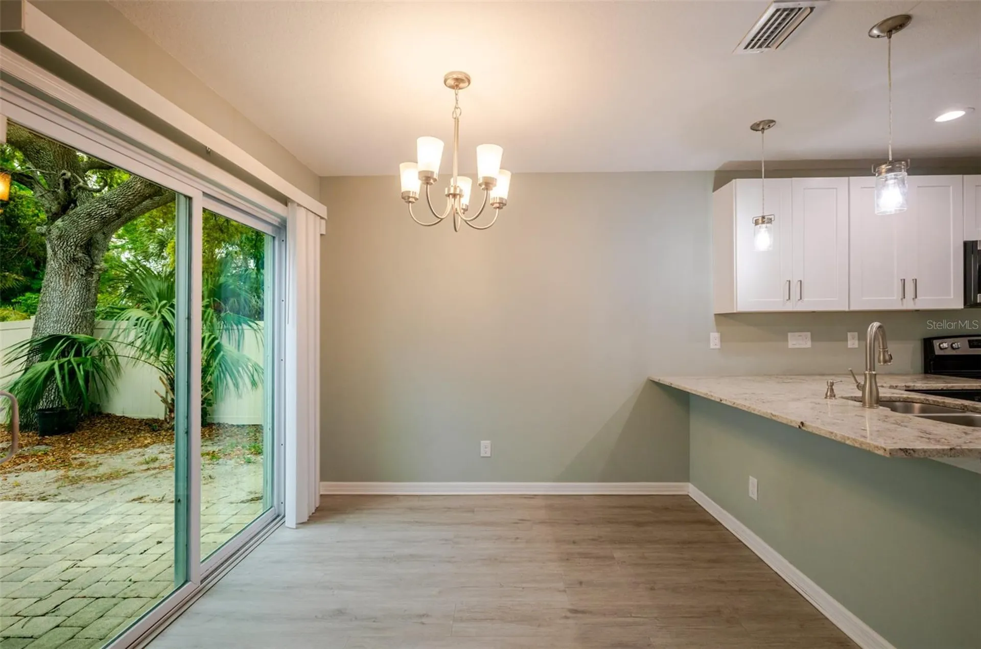 1101 2nd Street W Bradenton FL 34205