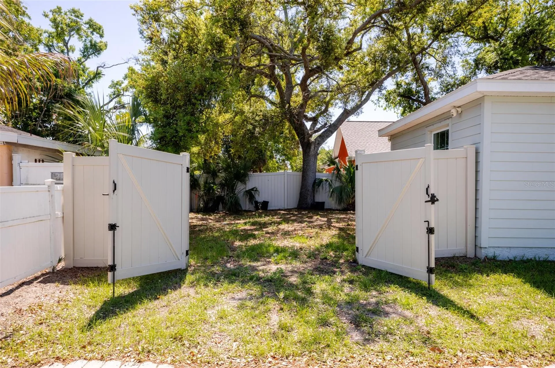 1101 2nd Street W Bradenton FL 34205