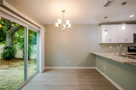 1101 2nd Street W Bradenton FL 34205