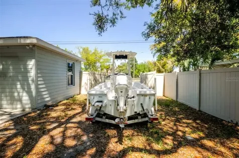 1101 2nd Street W Bradenton FL 34205