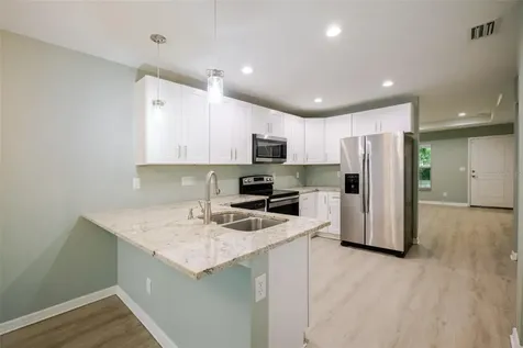 1101 2nd Street W Bradenton FL 34205