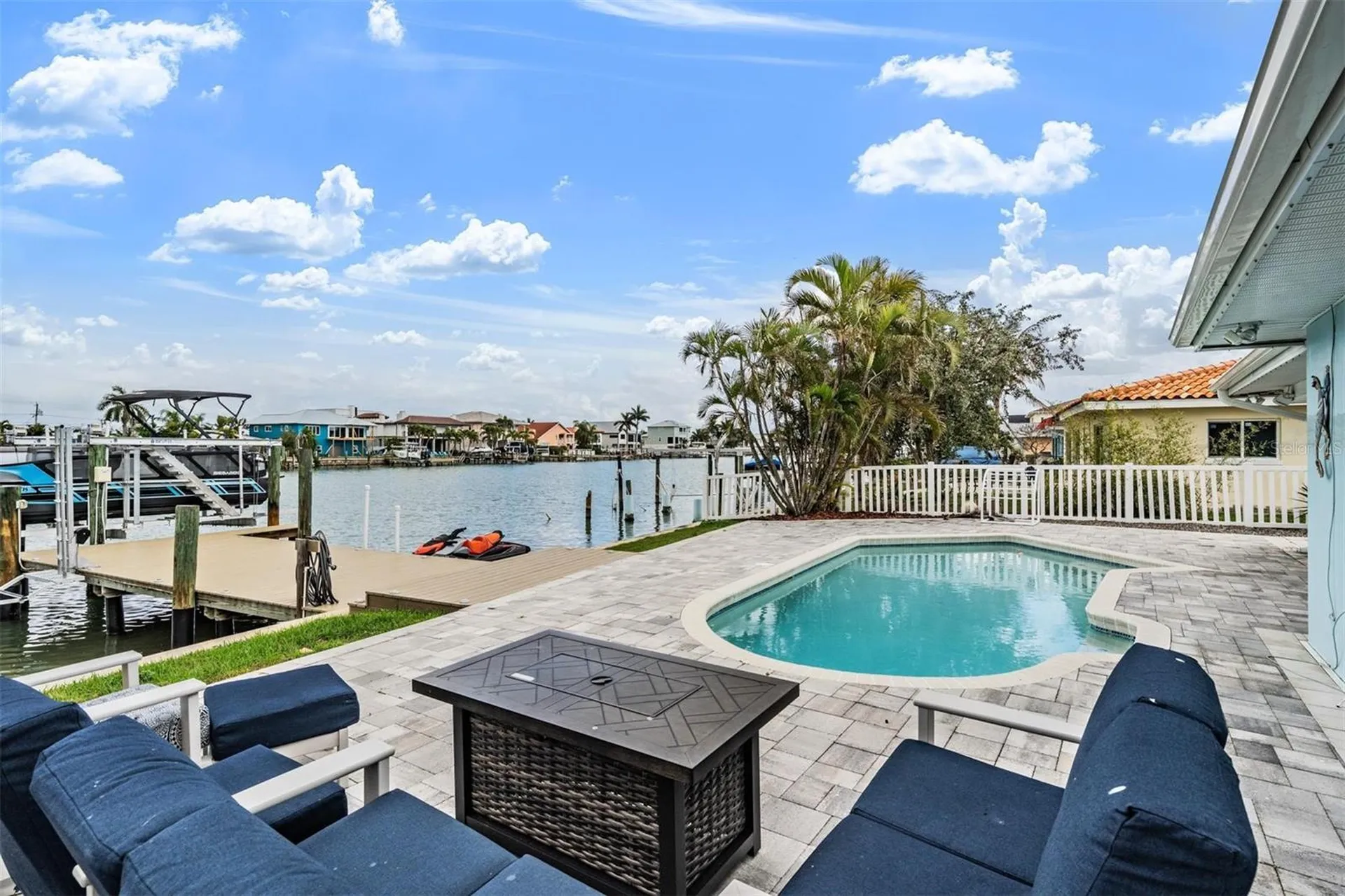 11425 5th Street E Treasure Island FL 33706