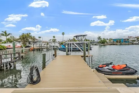 11425 5th Street E Treasure Island FL 33706