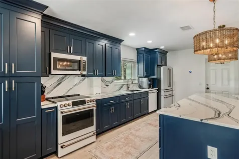 11425 5th Street E Treasure Island FL 33706