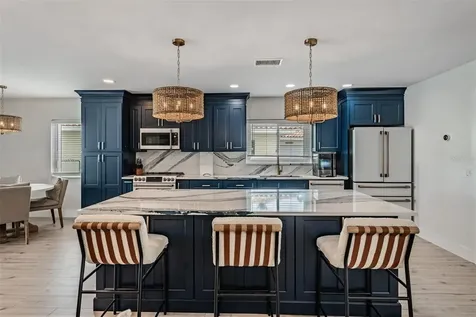 11425 5th Street E Treasure Island FL 33706