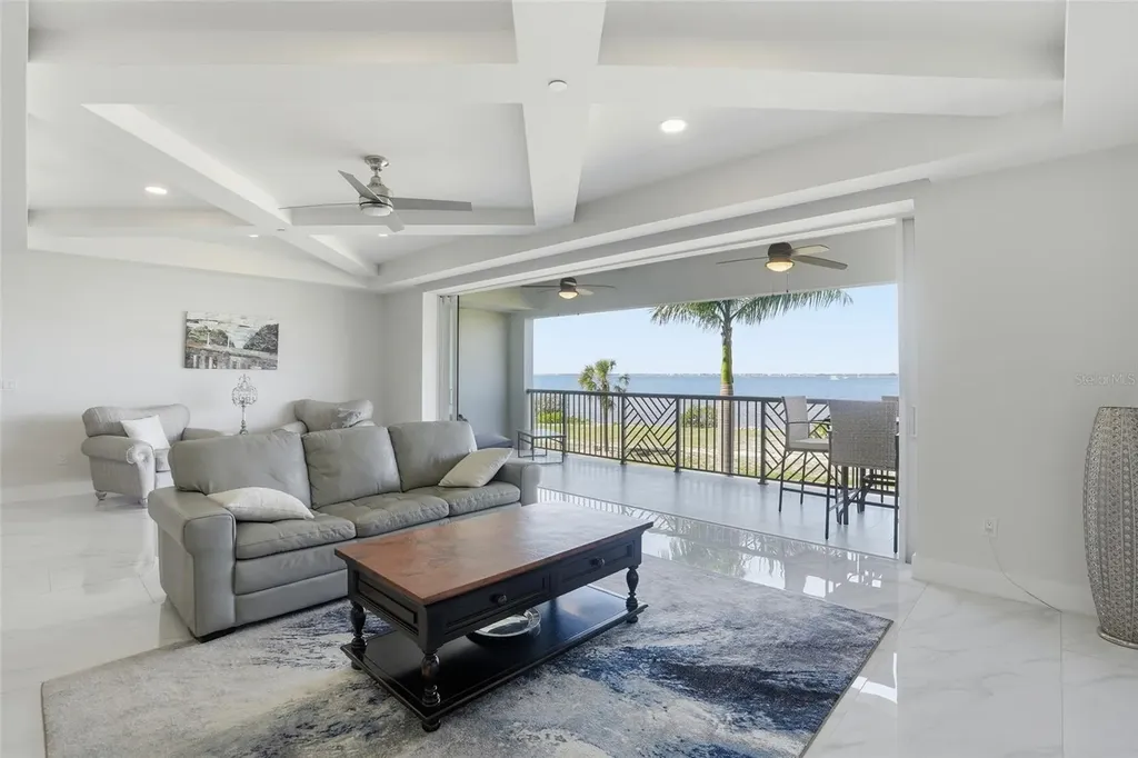 1425 Park Beach Circle Punta Gorda FL 33950