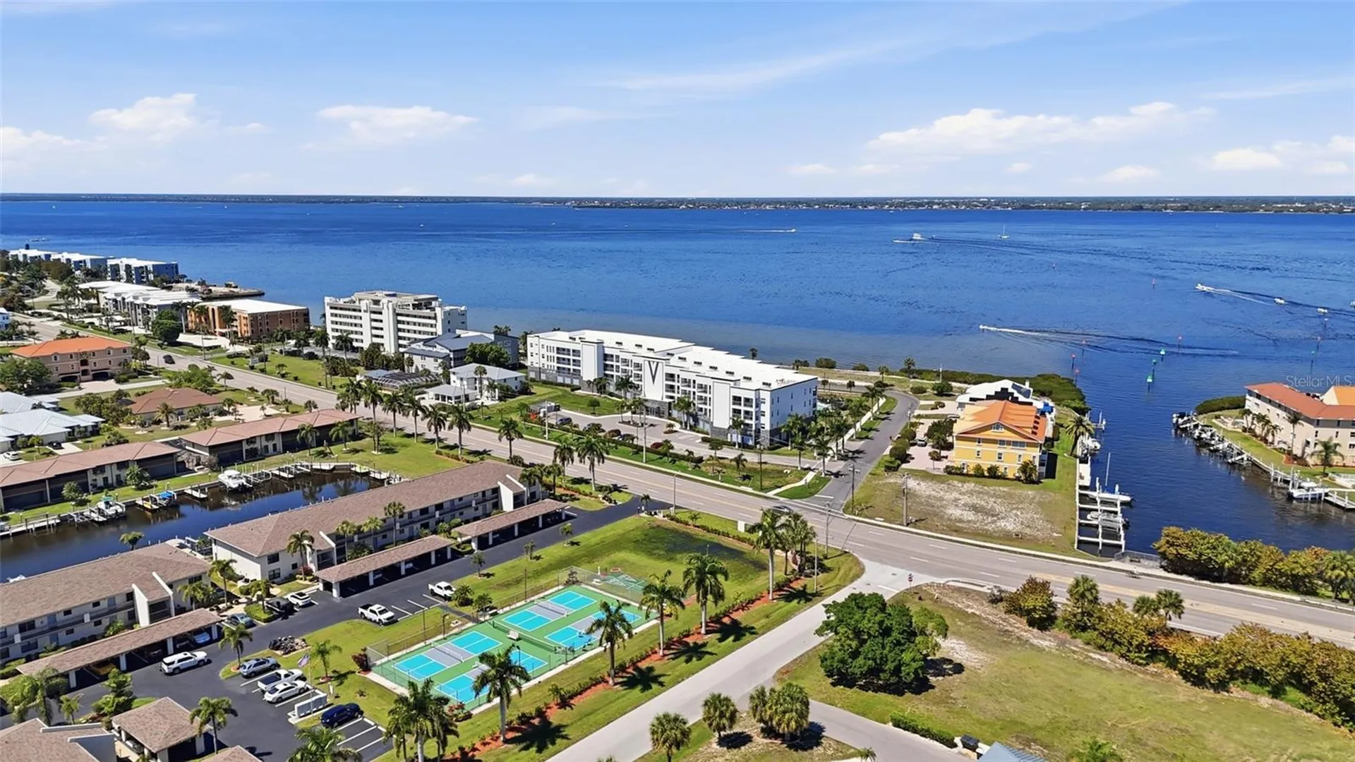 1425 Park Beach Circle Punta Gorda FL 33950
