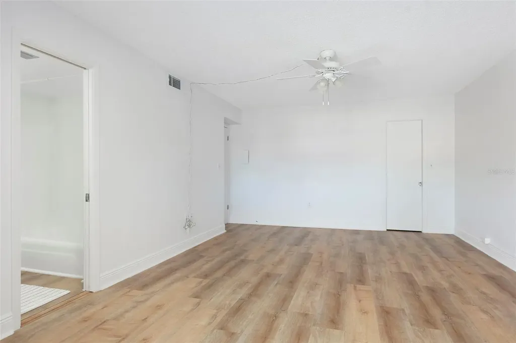 4725 Cove Circle St Petersburg FL 33708