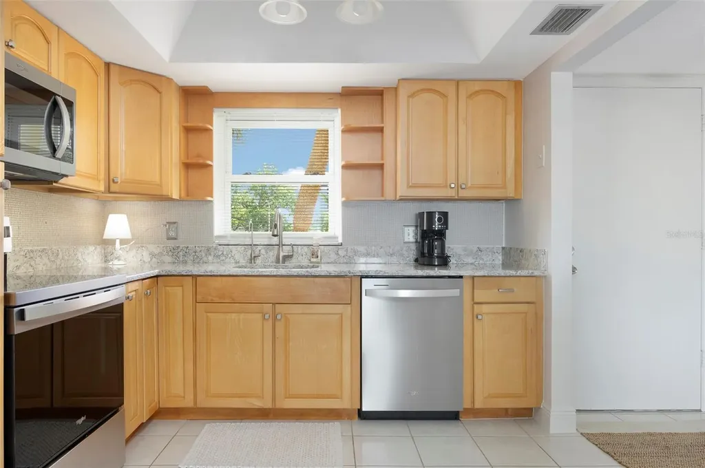 4725 Cove Circle St Petersburg FL 33708