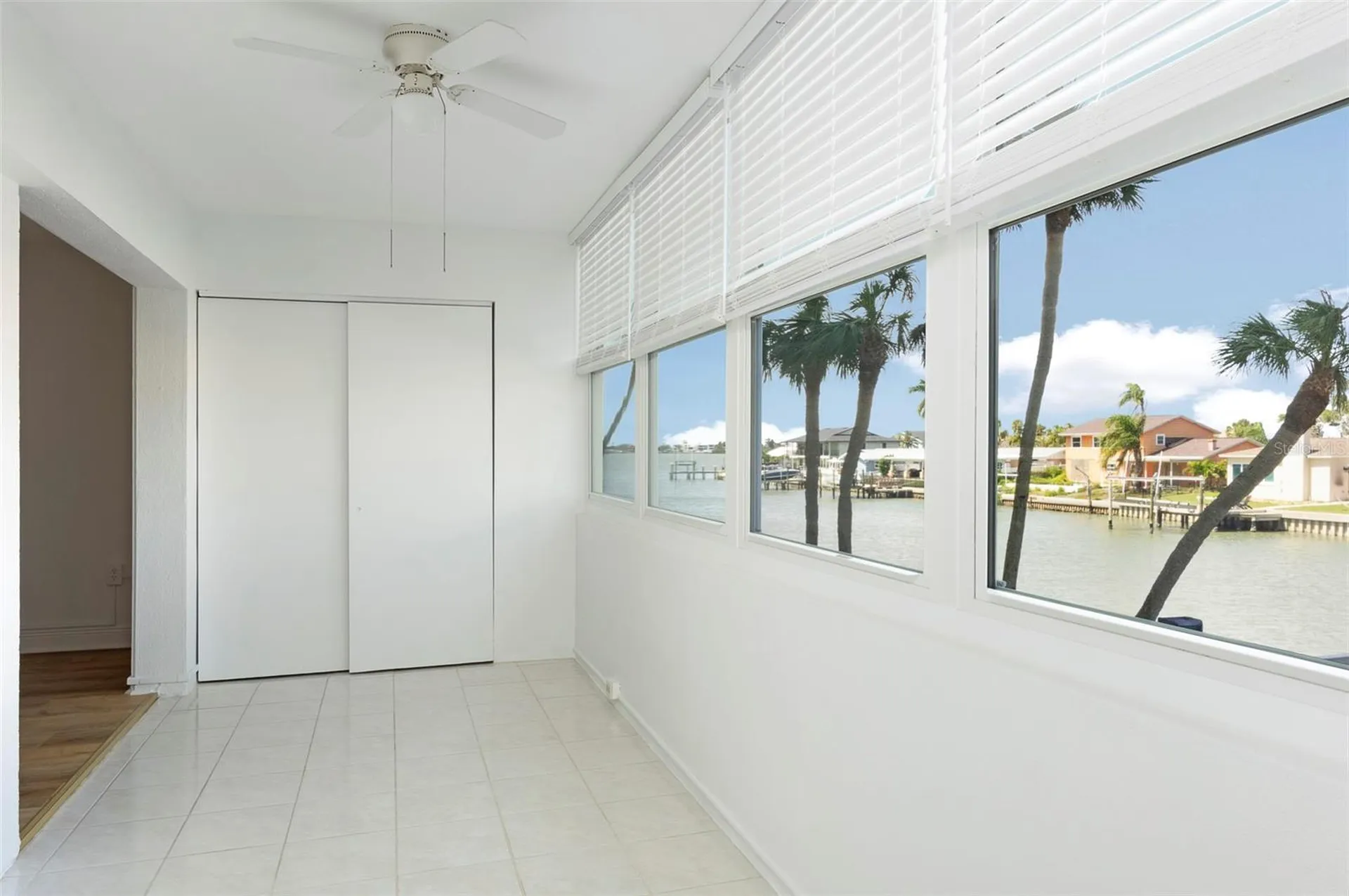 4725 Cove Circle St Petersburg FL 33708
