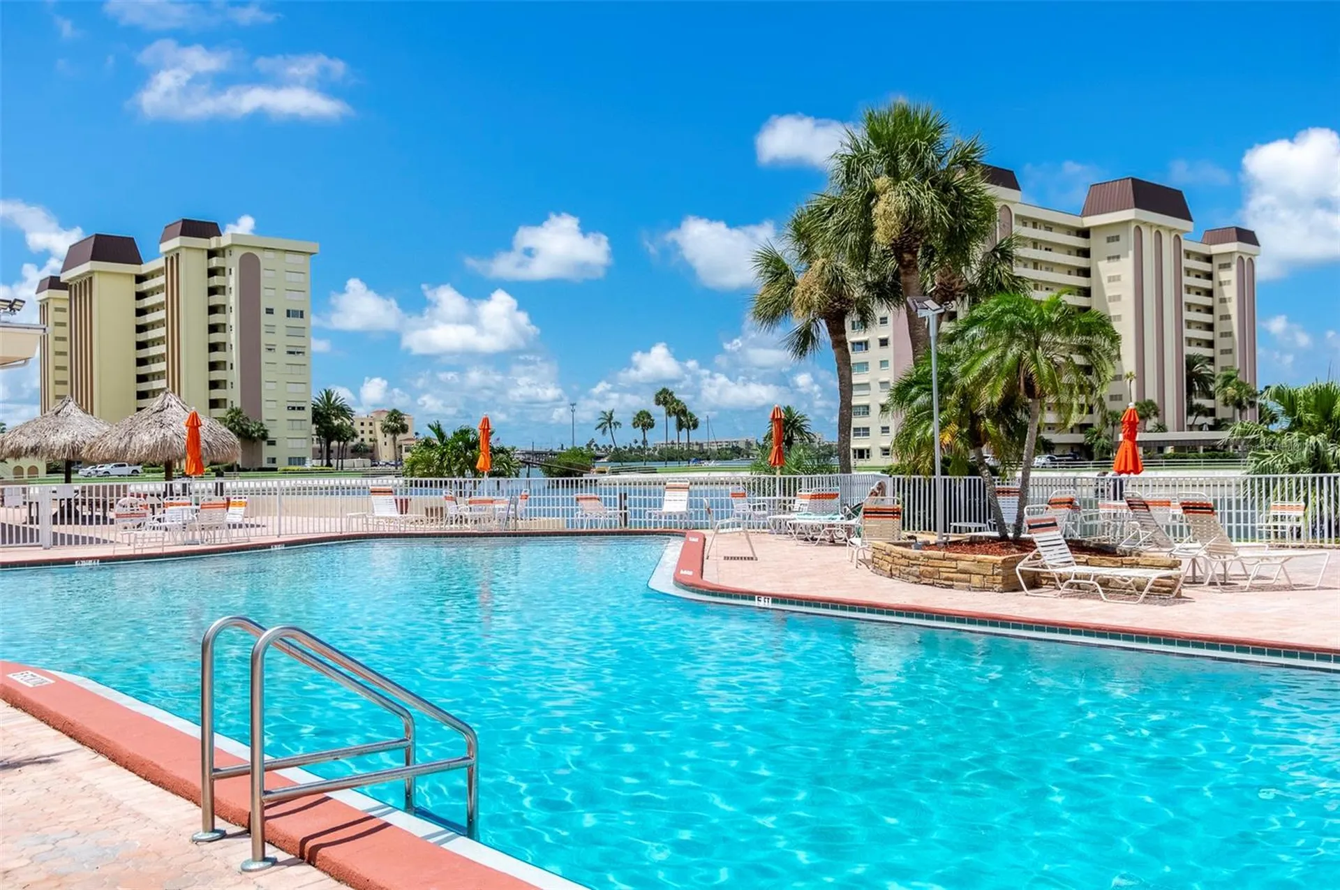 4725 Cove Circle St Petersburg FL 33708