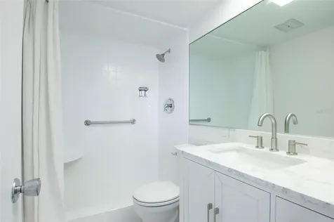 4725 Cove Circle St Petersburg FL 33708