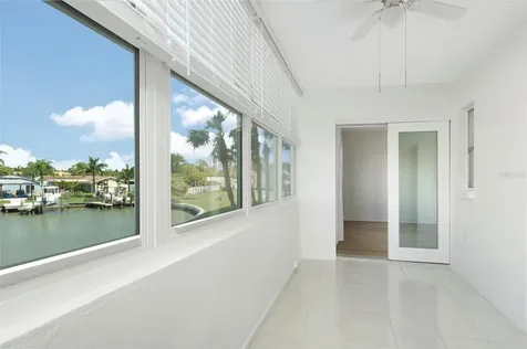 4725 Cove Circle St Petersburg FL 33708