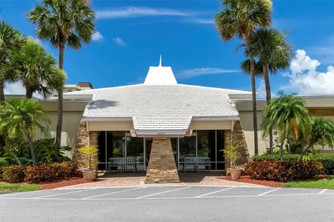4725 Cove Circle St Petersburg FL 33708