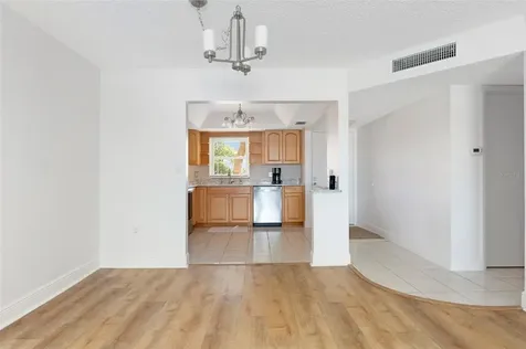 4725 Cove Circle St Petersburg FL 33708
